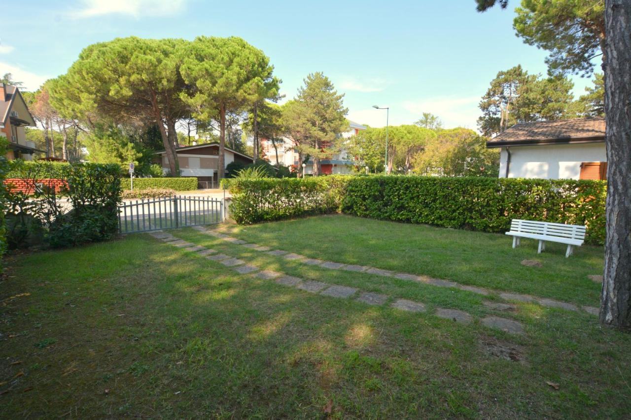 Villa In Lignano Riviera Comfortable リニャーノ・サッビアドーロ エクステリア 写真